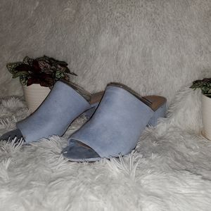 Trendy FAUX Suede Chunk Mule